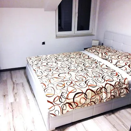 Martinovic 2 * Dubrovník